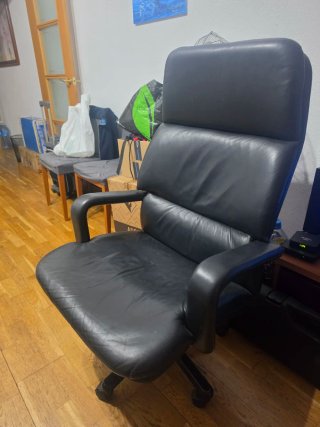 Silla de Escritorio Giratoria Negra
