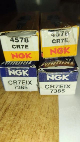 Bujías NGK Iridium para Yamaha T-Max 500