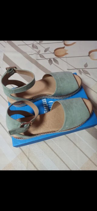 Sandalias de cuña esparto verde