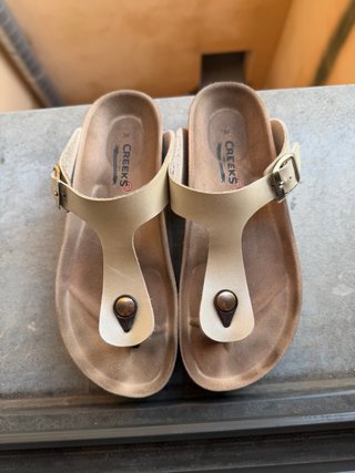 Sandalias Creeks Doradas Talla 38