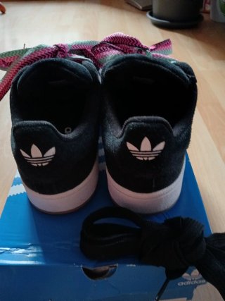 Adidas Campus 00s W, compradas en Zalando.
