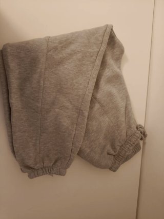 Pantalón Gris