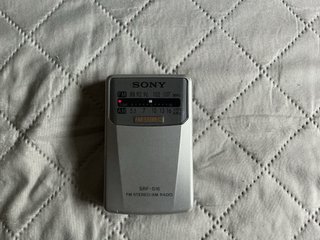 Radio Sony SRF-S16 FM/AM Plata