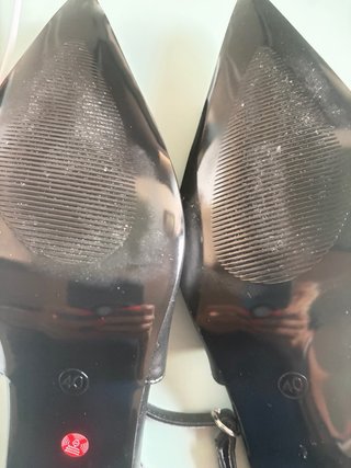 Zapatos salón Cortefiel negros