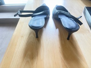 Zapatos salón Cortefiel negros
