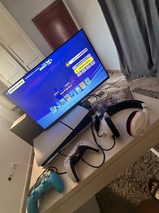 PlayStation 5 y Monitor LG Ultragear