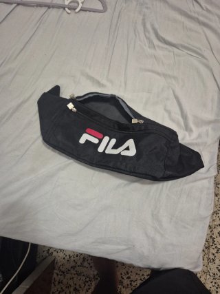 Riñonera Fila Negra