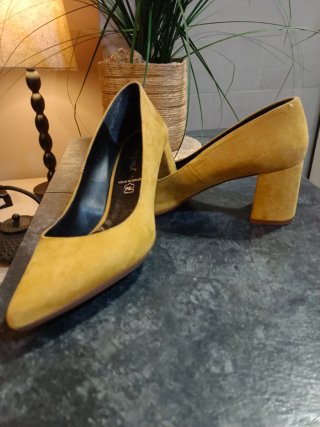 Zapatos de tacón VEGA amarillos
