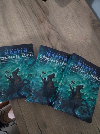 3 Libros Tormenta de Espadas - G.R.R. Martin