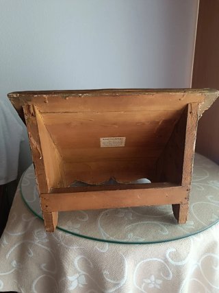 Atril antiguo madera tallada