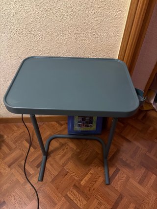 Mesa auxiliar portátil gris