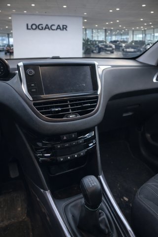 Peugeot 2008 2015