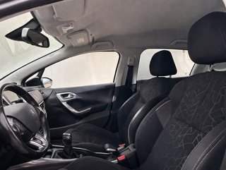 Peugeot 2008 2015