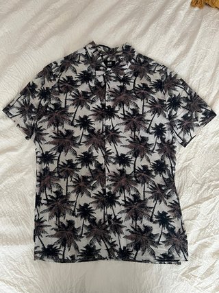 Camisa Hawaiana H&M Palmeras Talla M