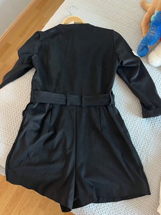 Mono corto Zara negro talla L