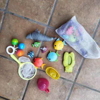 Juguetes de baño para niños