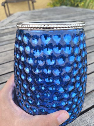 Jarrón Azul Cobalto Relieve Borde Plateado