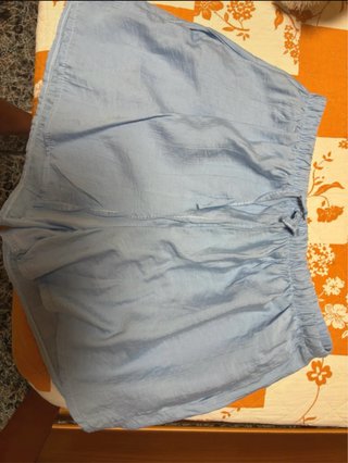 Pantalón corto azul