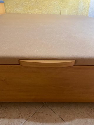 Canapé de cama 1.50x1.80m URGE VENDER