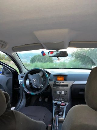 Opel Astra 2007