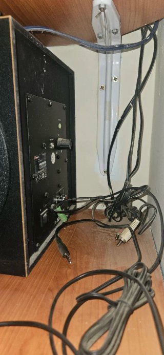 Equipo de Sonido con Altavoces