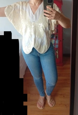 Camiseta de Lentejuelas con Diseño de Mariposa