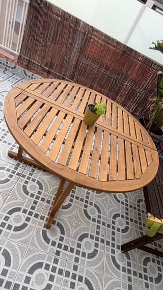 Mesa de jardín de madera IKEA
