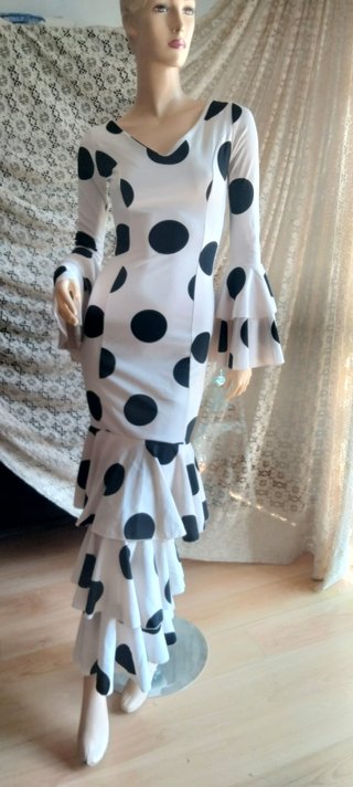 Traje de Flamenca Blanco y Negro Talla XS