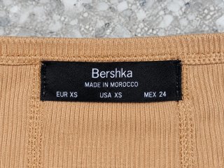 Camiseta Bershka manga larga corta