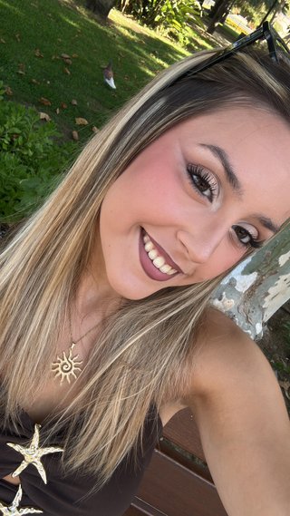 Maquilladora profesional de eventos y espectáculos