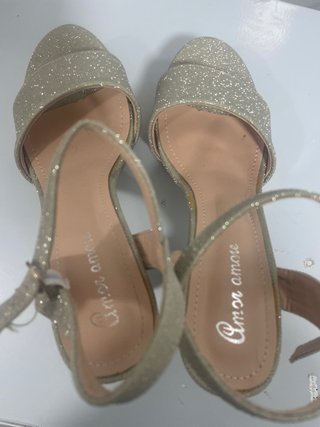 Sandalias fiesta talla 36 doradas Amor Amore
