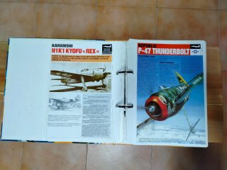 Colección Aviones en Combate