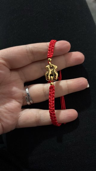 Pulsera Tous Roja con Oso Dorado