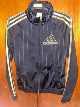 Chaqueta Adidas Negra y Dorada Talla XS