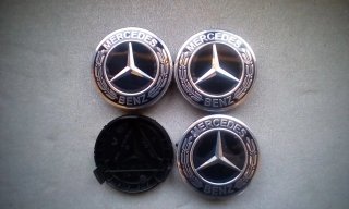4 Tapabujes Mercedes full negro 75mm centro rueda