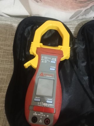 Pinza Amperimétrica Amprobe AC/DC