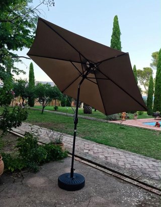 Sombrilla Grande de Jardín con Base