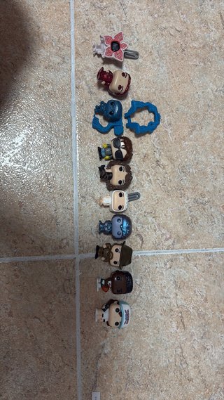 Colección 10 Figuras Stranger Things Kinder