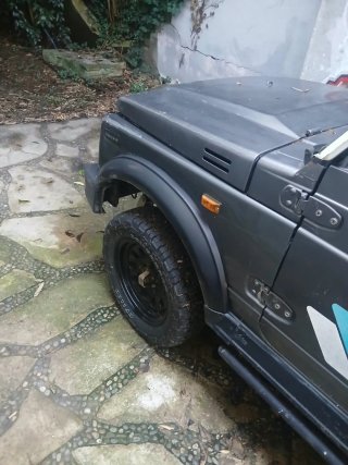 Suzuki Samurai 1990