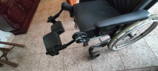 Silla de ruedas de posicionamiento y confort