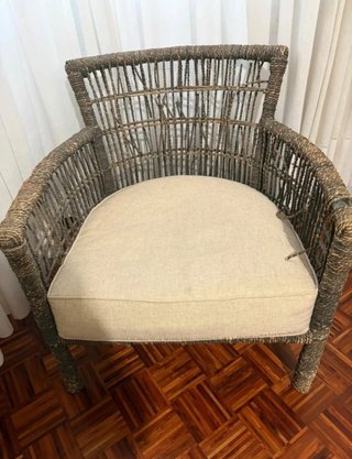 Butaca de mimbre para restaurar