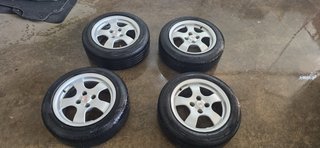 Set de 4 Ruedas con Llantas 15 pulgadas  4x108