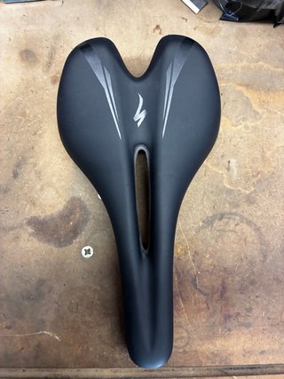 Sillín Bici Specialized Toupe Sport 143mm