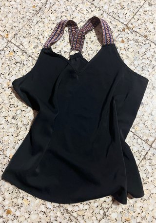 Blusa negra Shein tirantes étnicos S