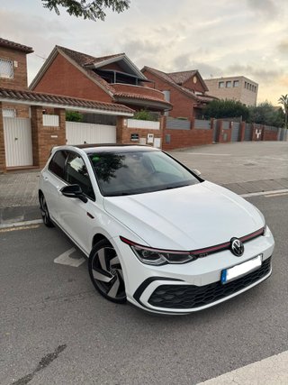 Volkswagen Golf GTI 8