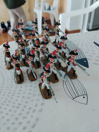 Set de 12 Soldados de Plomo Antiguos