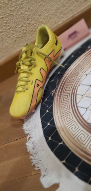 Botas de Fútbol Nike Mercurial Amarillas