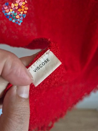 Pañuelo Rojo con Flecos