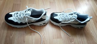 Zapatillas Sketchers D'Lites poco uso