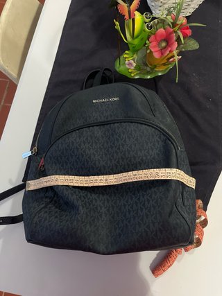 Mochila Michael Kors Negra